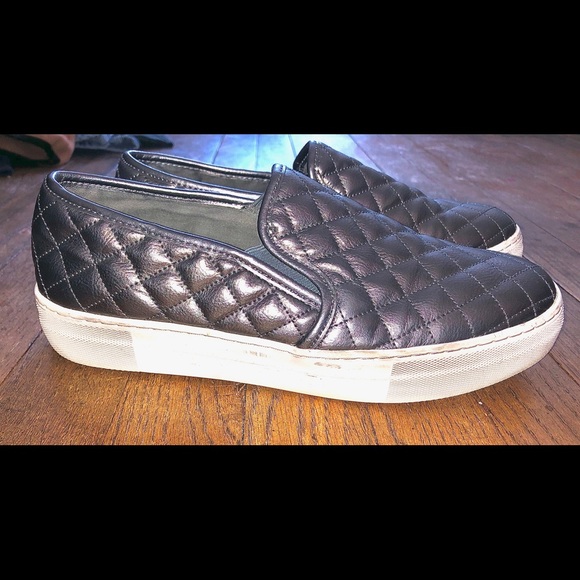 STEVEN NATURAL COMFORT - Picture 2 of 2